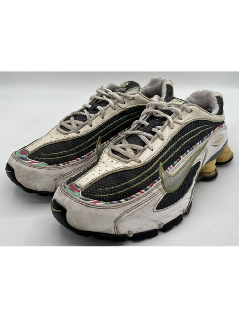 Vintage Nike Shox M1 White Green Floral Women’s Size 11 Running Shoes 369397-061